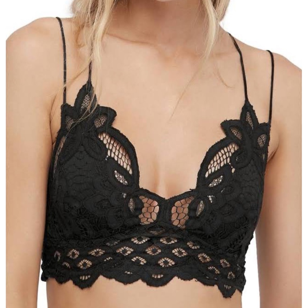 FREE PEOPLE BLACK BRALETTE TOP